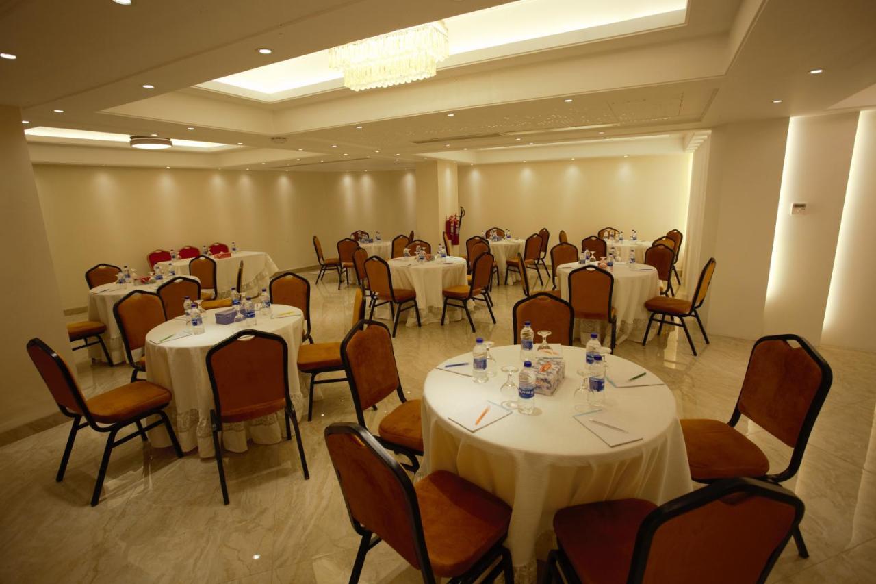 Shinepukur Suites Dhaka Exterior photo